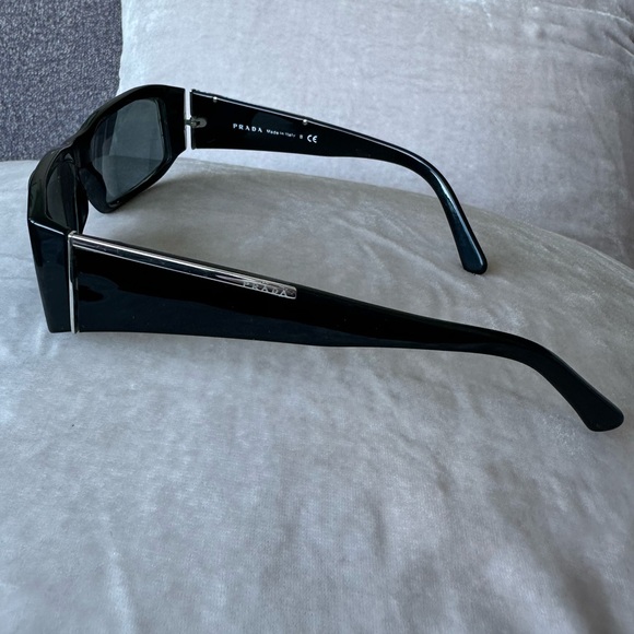 PRADA Vintage SPR 131 Frames In Pre-Owned Condition w/ Prescription Lenses w/box - Picture 1 of 15